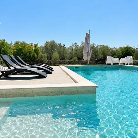 Olive Tree Pool House Galižana